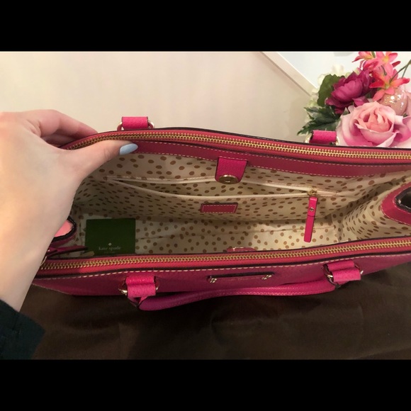 Kate Spade Large Tote - Picture 3 of 6